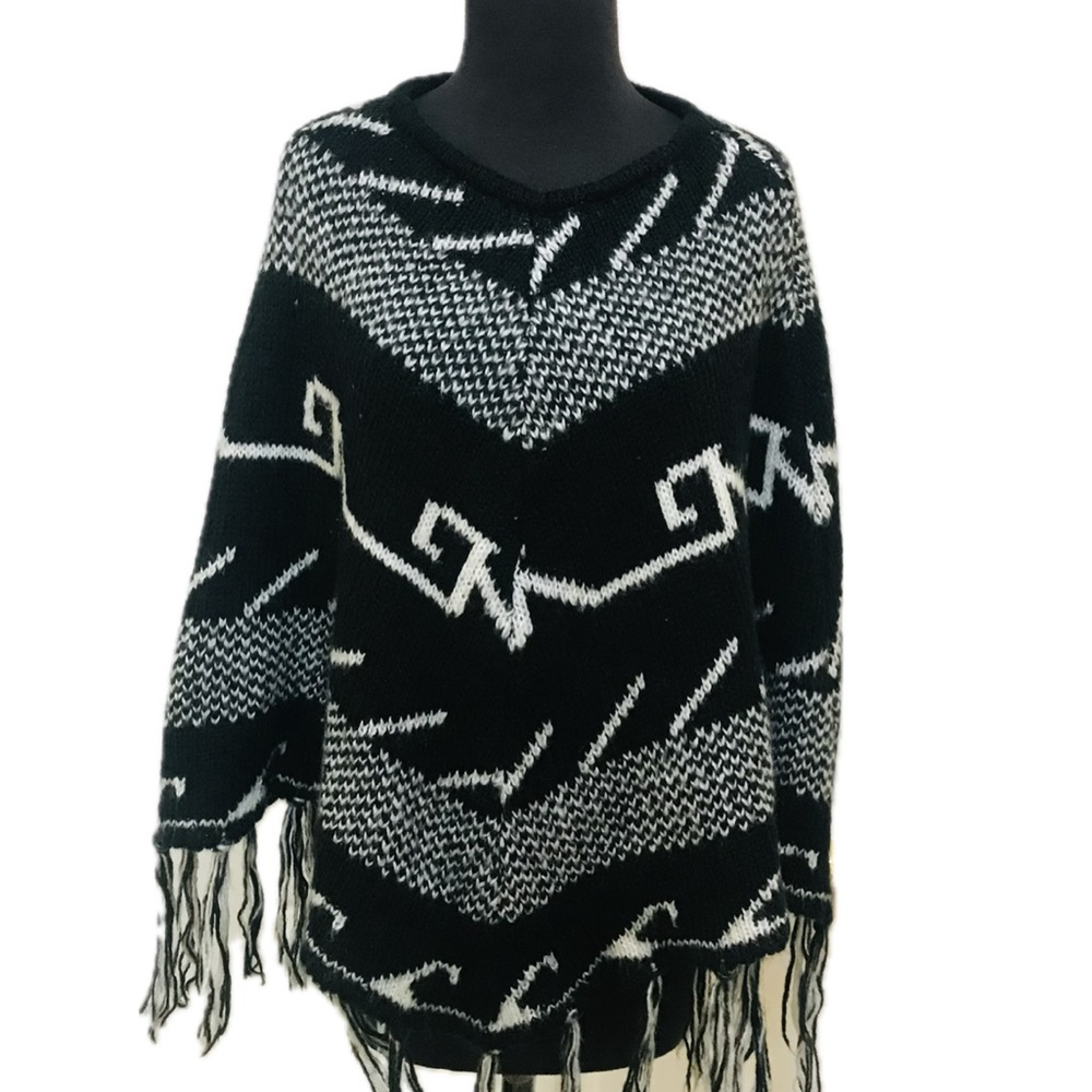 Ecote Black and White Sweater Poncho